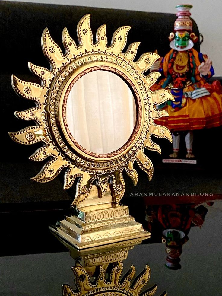 The Craftsmanship – How an Aranmula Kannadi is Born